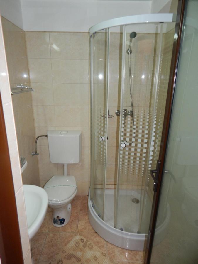 Hotel Traian Caciulata Calimanesti Ngoại thất bức ảnh