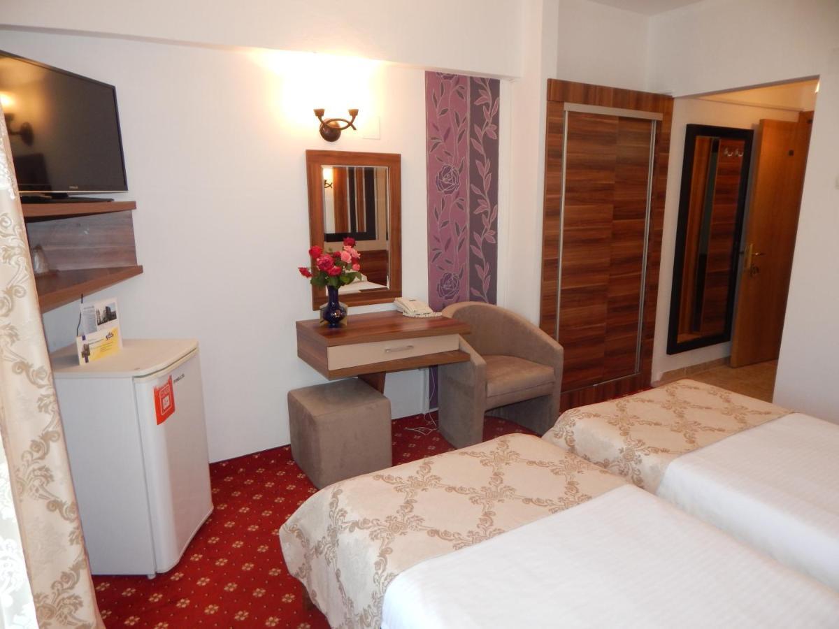 Hotel Traian Caciulata Calimanesti Ngoại thất bức ảnh