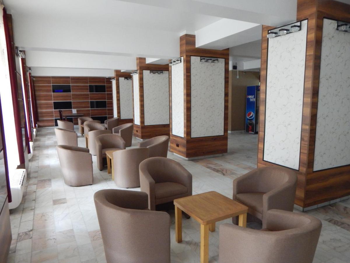 Hotel Traian Caciulata Calimanesti Ngoại thất bức ảnh